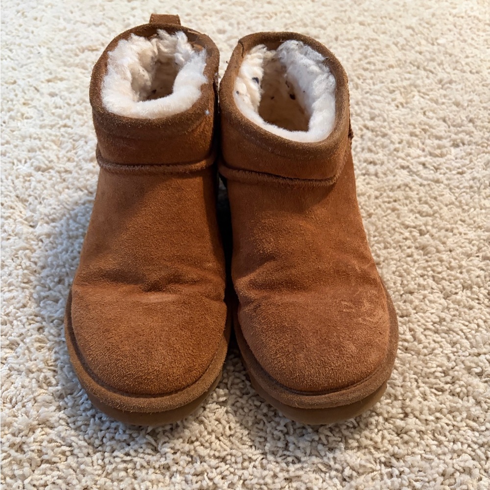 BearPaw Women's Chestnut Suede Shearling-Lined Ankle Boots
